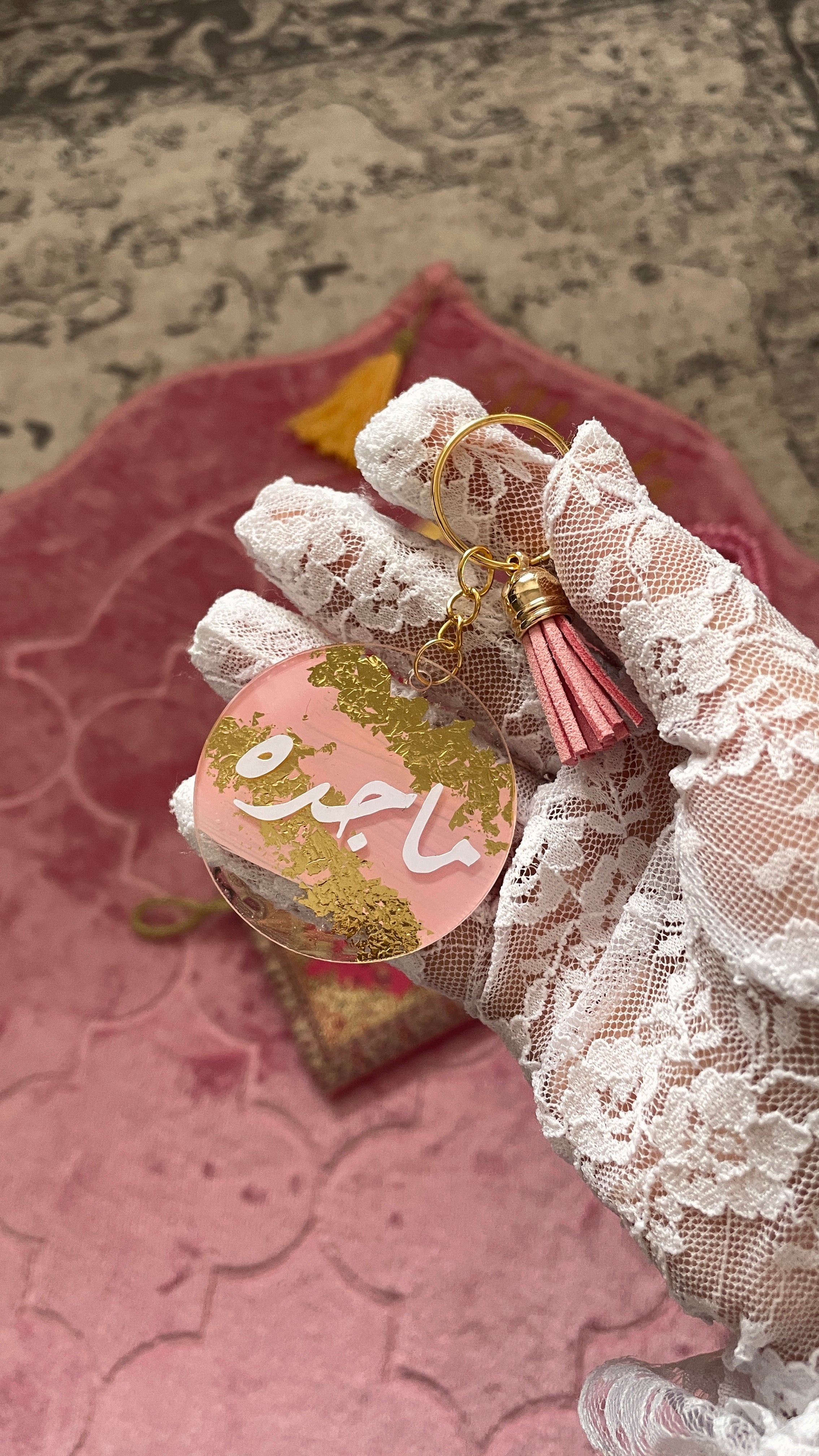 Papelería y llaveros