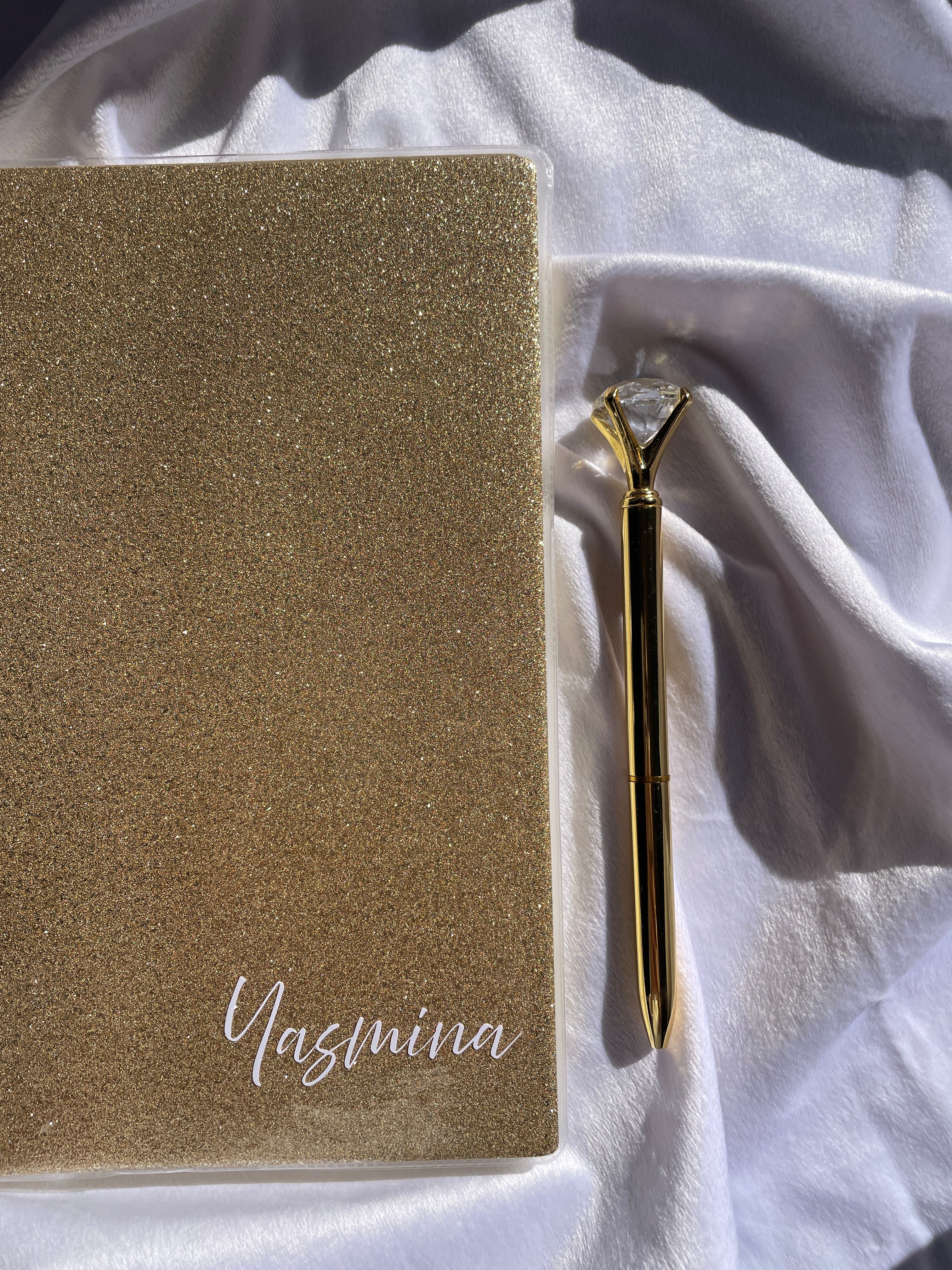 Libreta gold personalizada + bolígrafo diamante