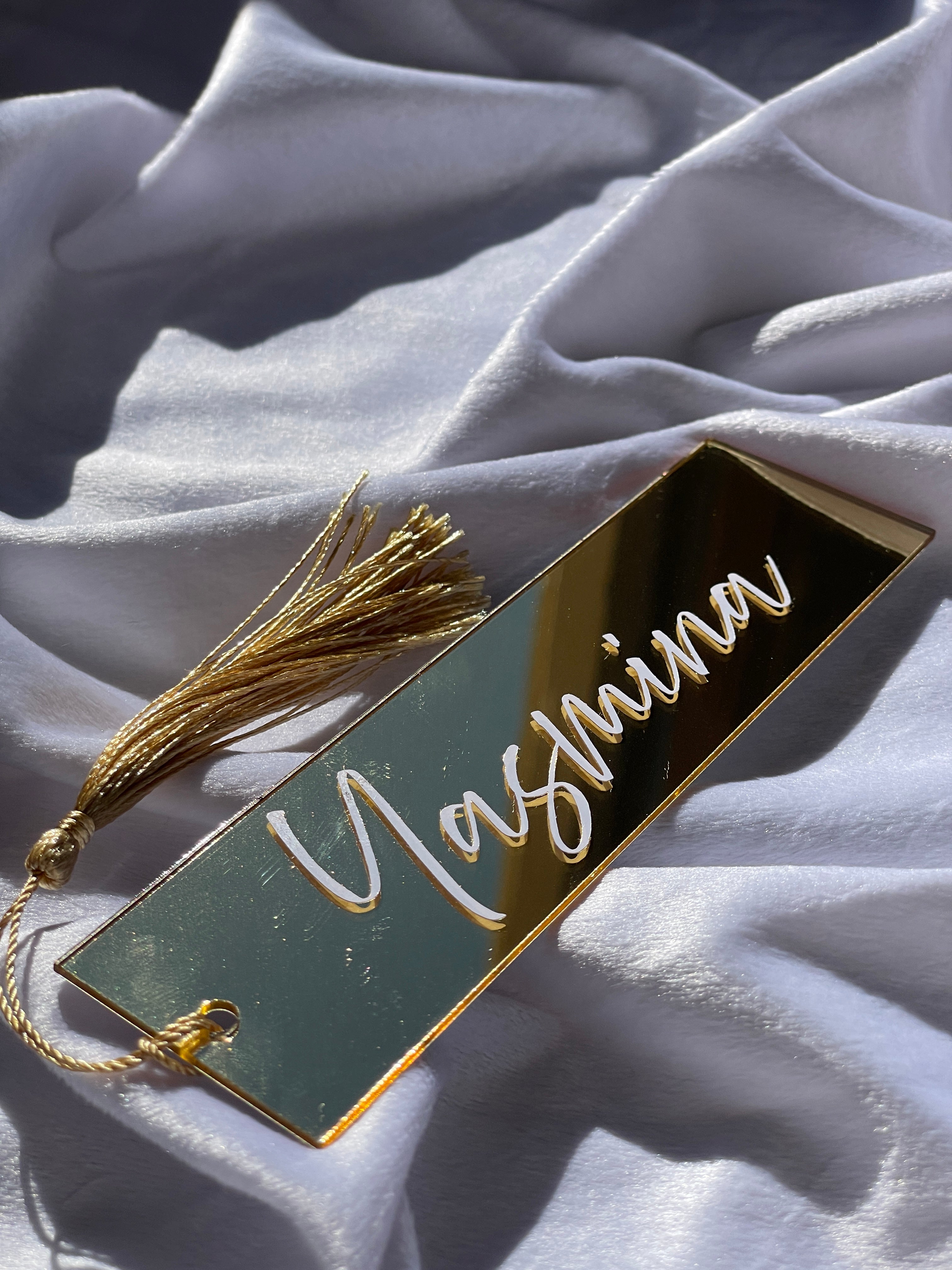 Marcapáginas dorado