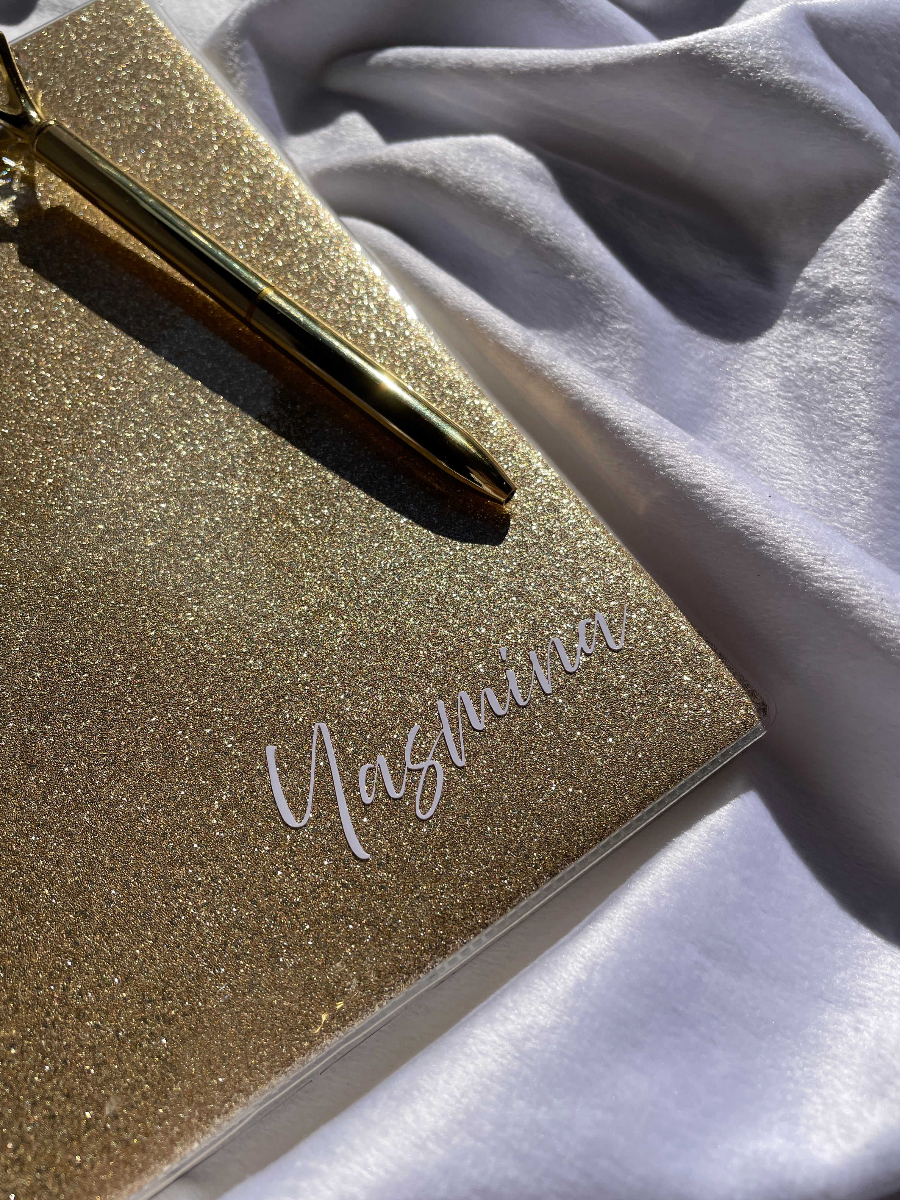 Libreta gold personalizada + bolígrafo diamante