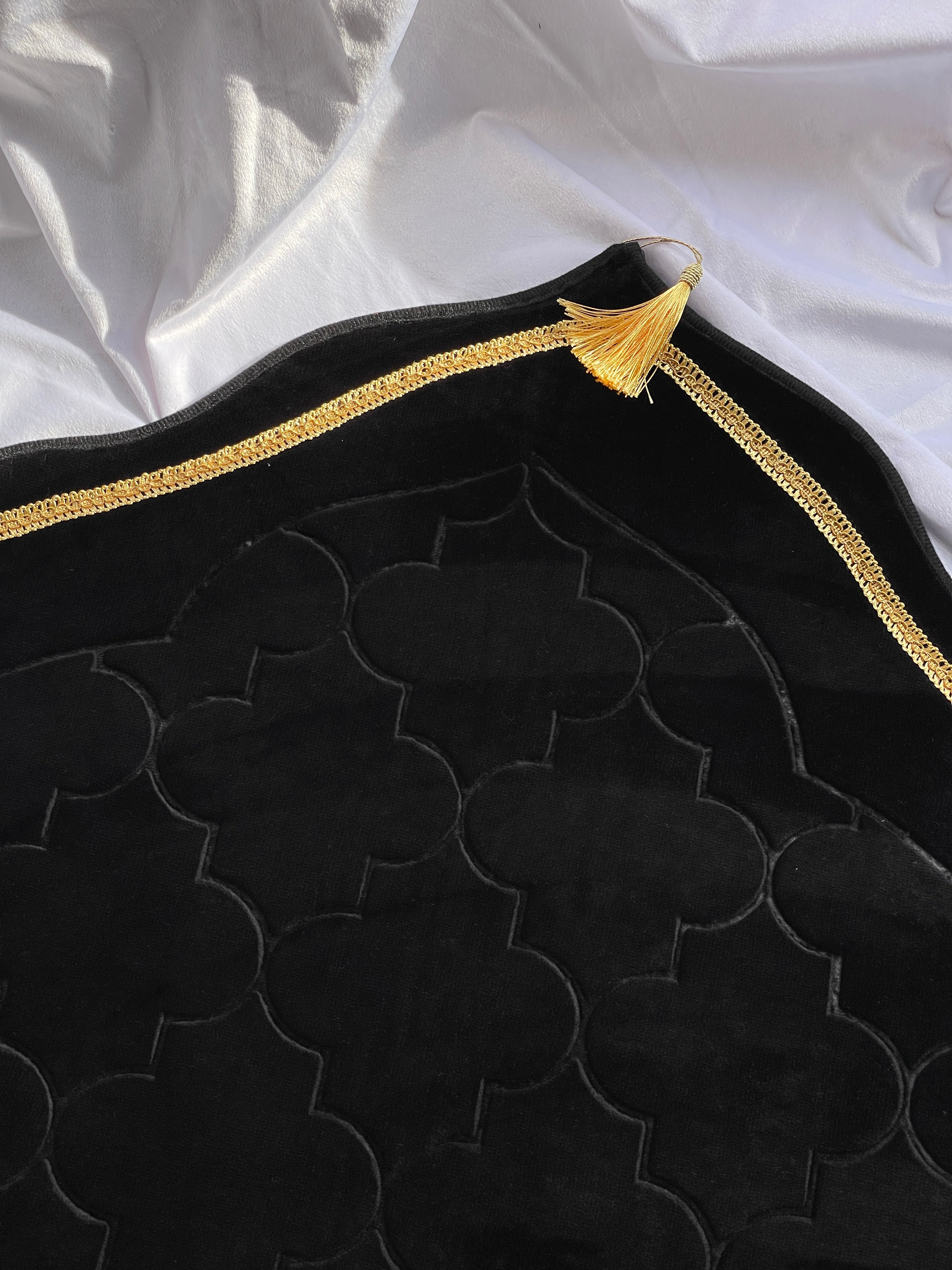 Sejada terciopelo negro